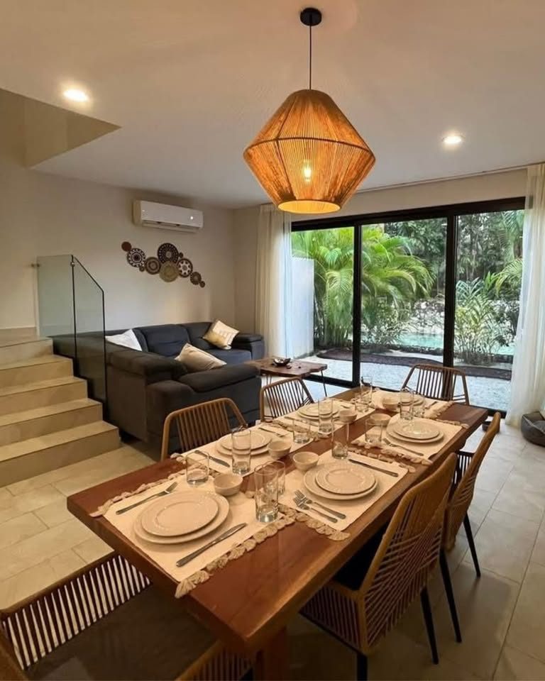 3 Beds 3 Baths House 3