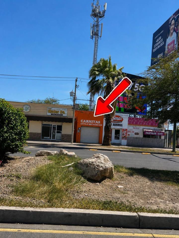 SE RENTA LOCAL SÚPER UBICACIÓN 2