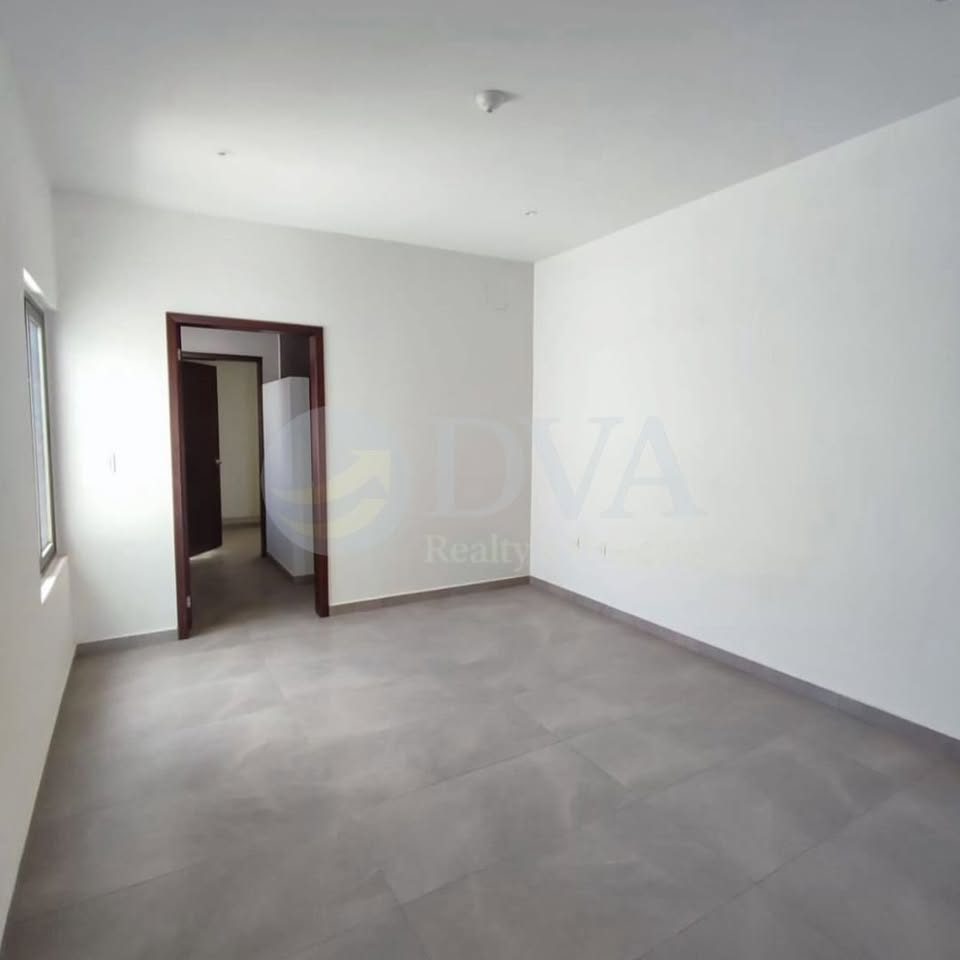 3 habitaciones 2.5 baños Casa 3