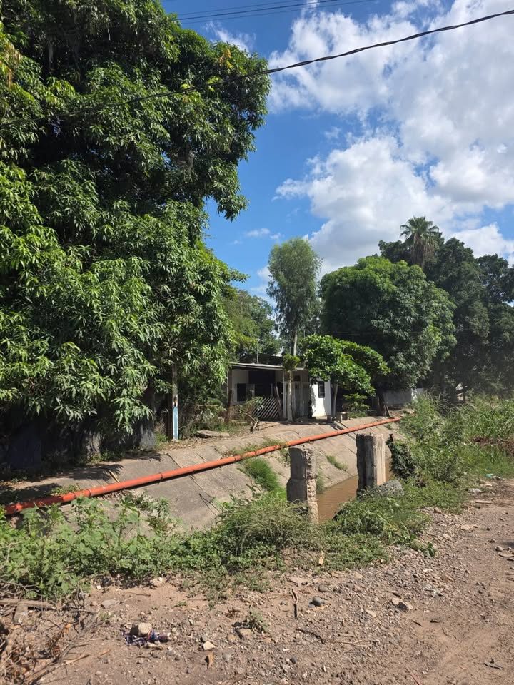 TERRENO EN VENTA EN AGUARUTO 2