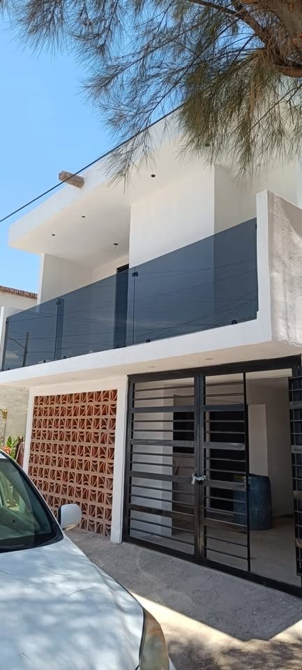 3 habitaciones 2.5 baños Casa 2