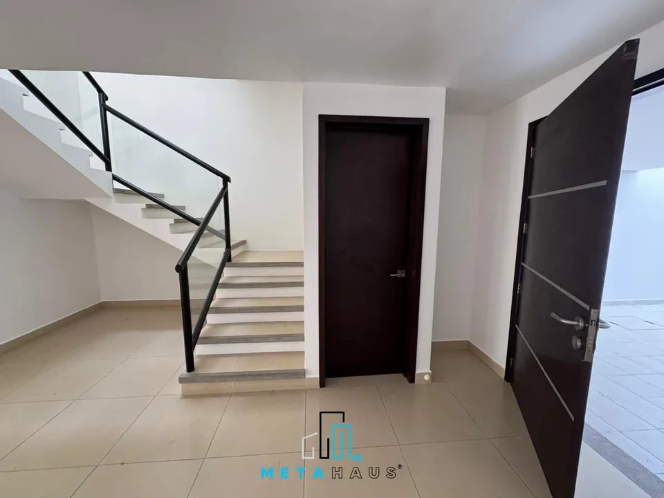 3 habitaciones 4.5 baños Casa 3