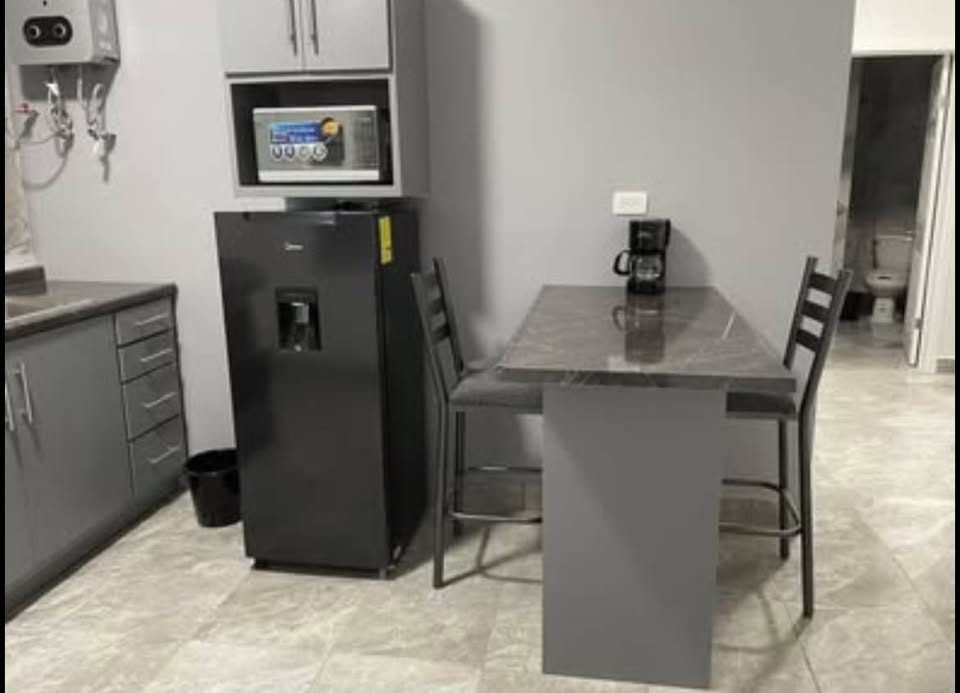 1 Bed 1 Bath - Apartment 2