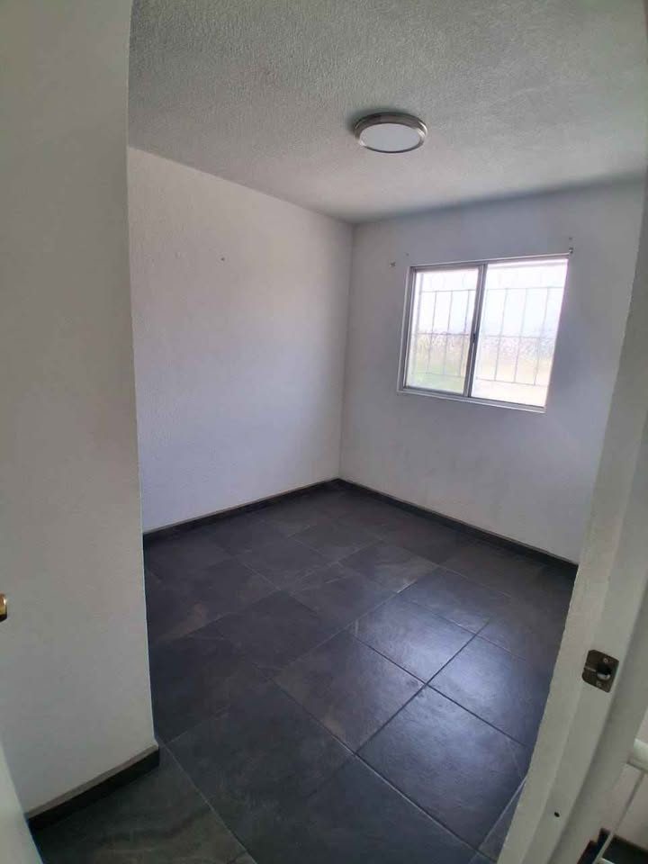 2 habitaciones 1 baño - Casa 3