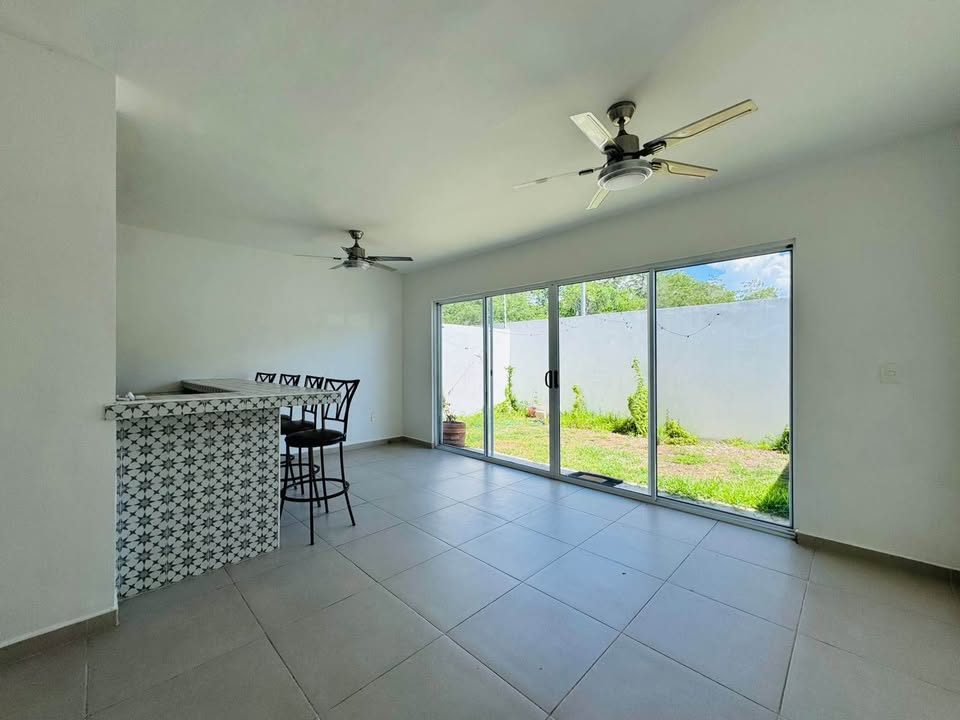 3 Beds 2.5 Baths - House 3