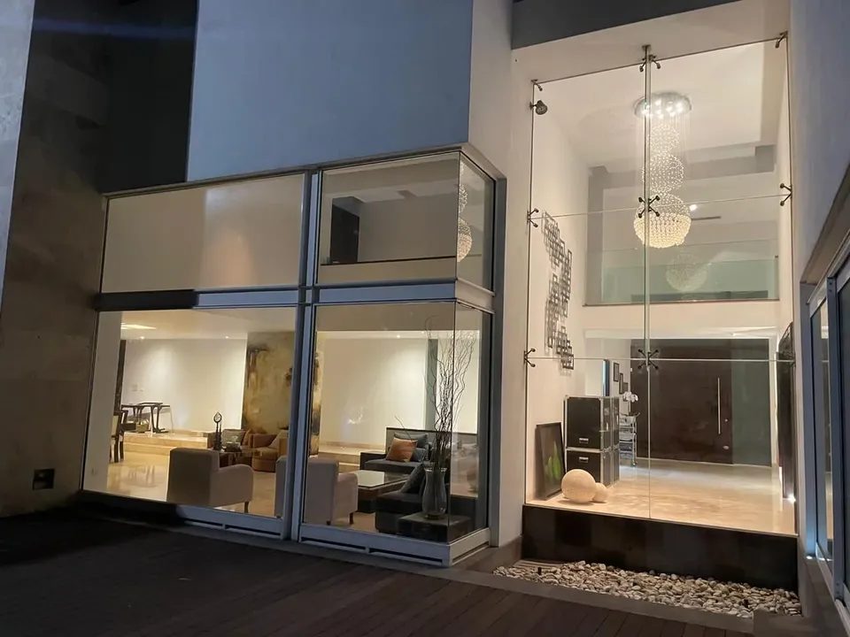 3 habitaciones 5 baños Casa 3