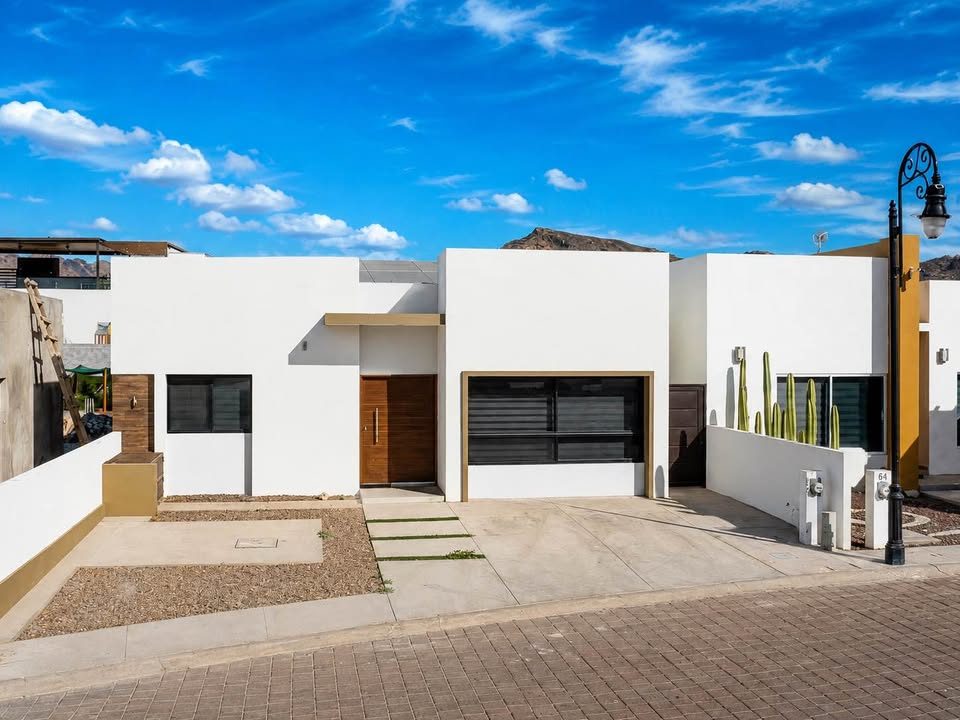 3 beds 3.5 bathrooms – House 2