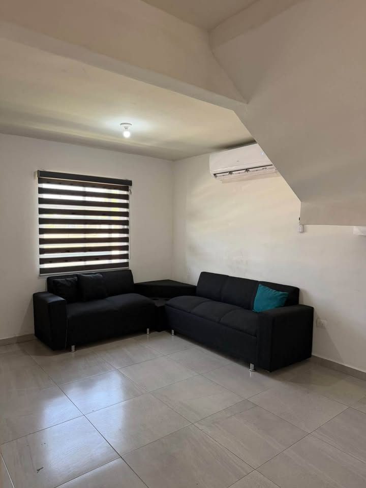3 Beds 2.5 Baths - House 2