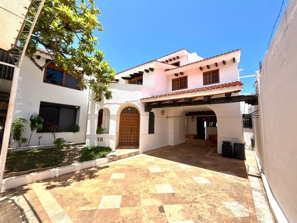7 habitaciones 5,5 baños - Casa 3