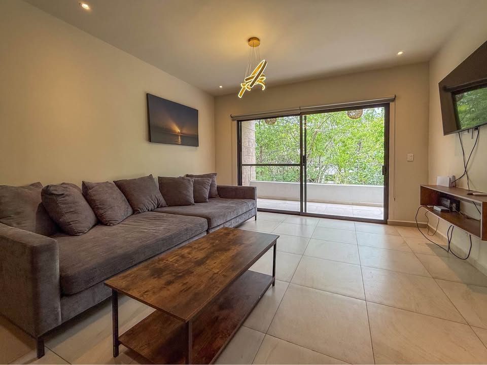 3 Beds 2 Baths - Apartment 2