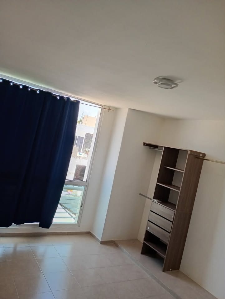 3 habitaciones 1.5 baños Casa 2