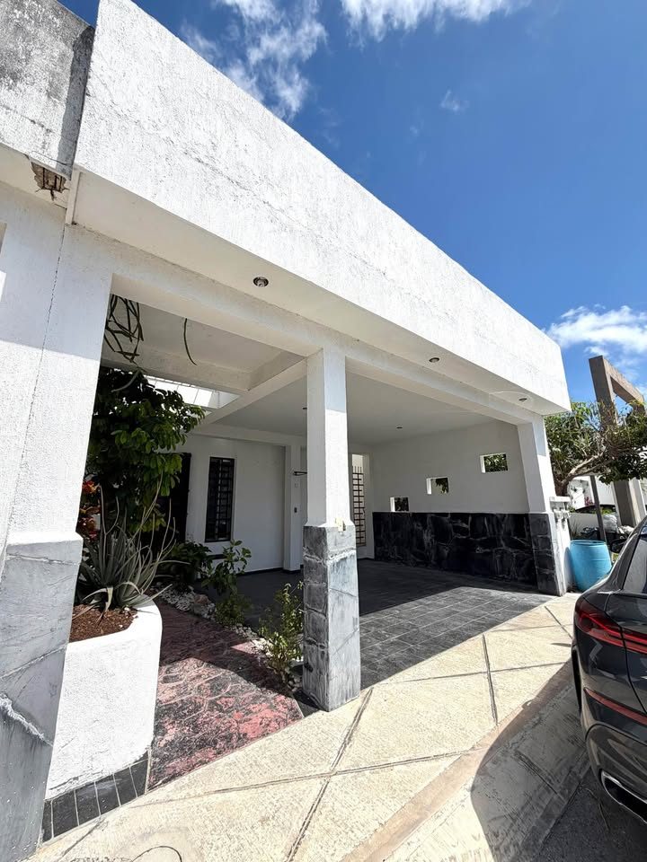 3 Beds 2 Baths - House 3