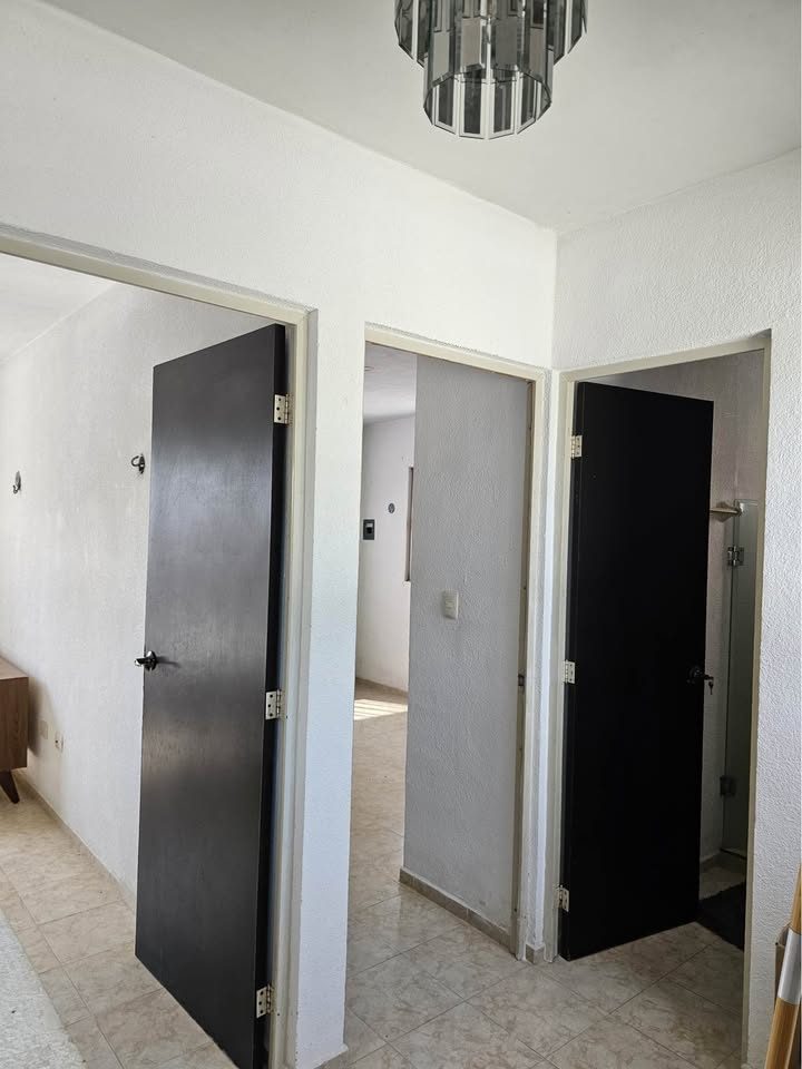 4 Beds 2.5 Baths - House 3