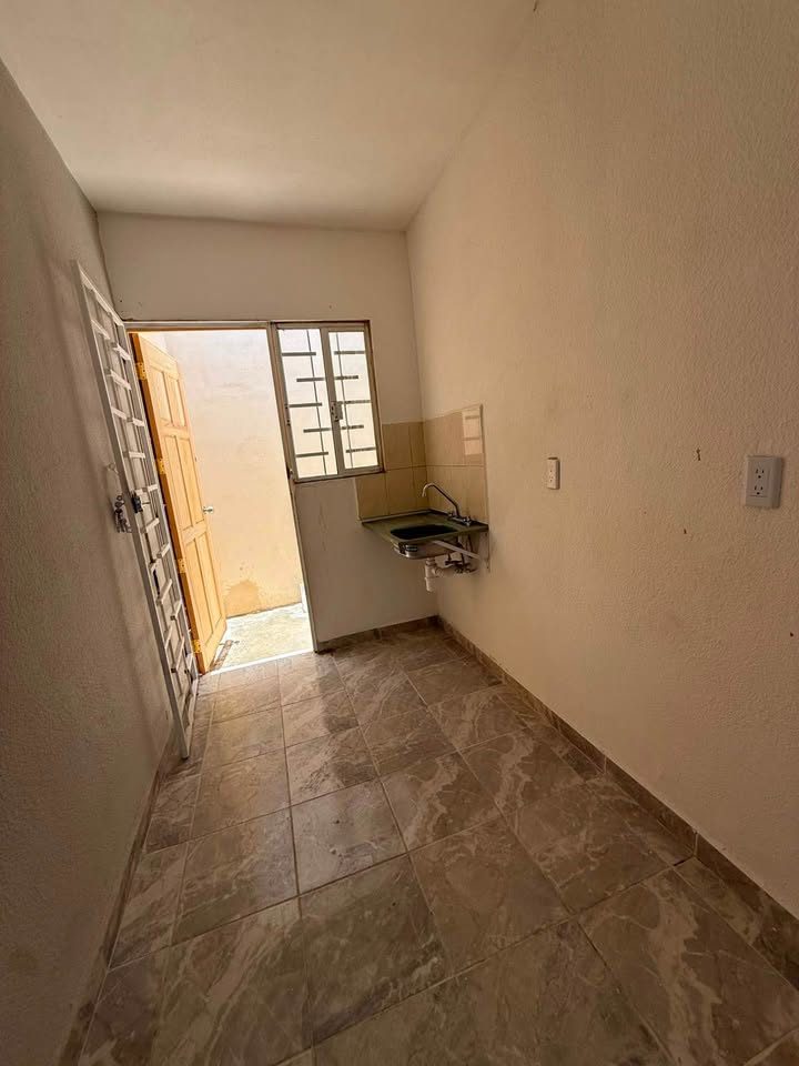 2 habitaciones 1 baño - Casa 3