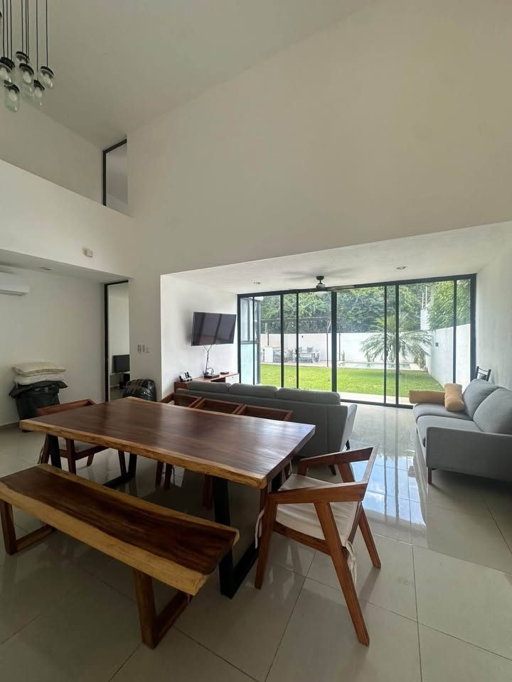 Se renta casa privada Olivos 3