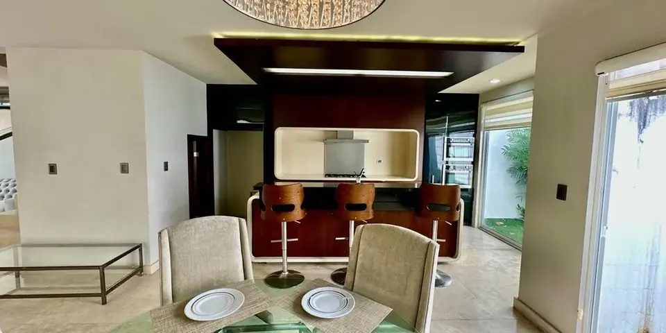 4 habitaciones 4.5 baños Casa 2