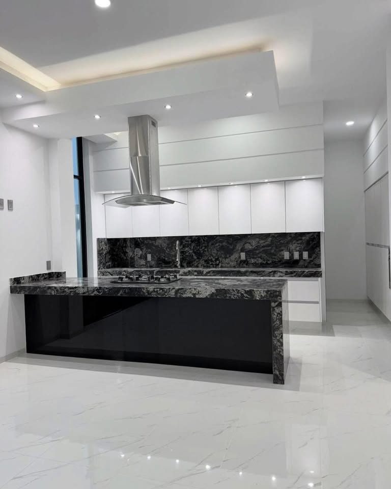 4 habitaciones 4 baños Casa 2