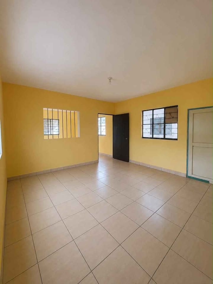 6 habitaciones 2 baños Casa 3