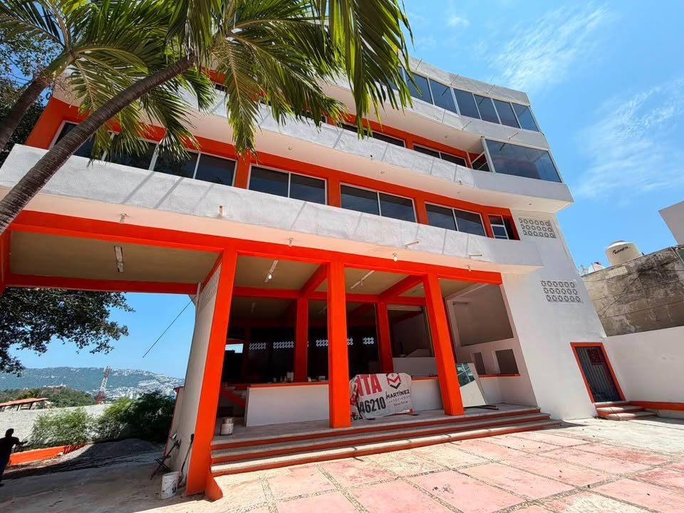 9 habitaciones 9 baños - Casa 2
