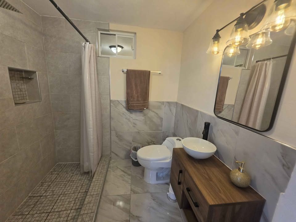 2 habitaciones 1 baño - Casa 3