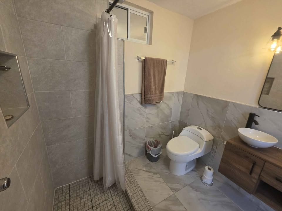 2 habitaciones 1 baño - Casa 2