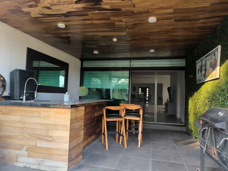 4 habitaciones 5 baños Casa 3