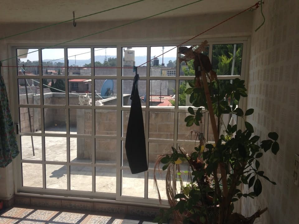 3 habitaciones 1.5 baños Casa 3