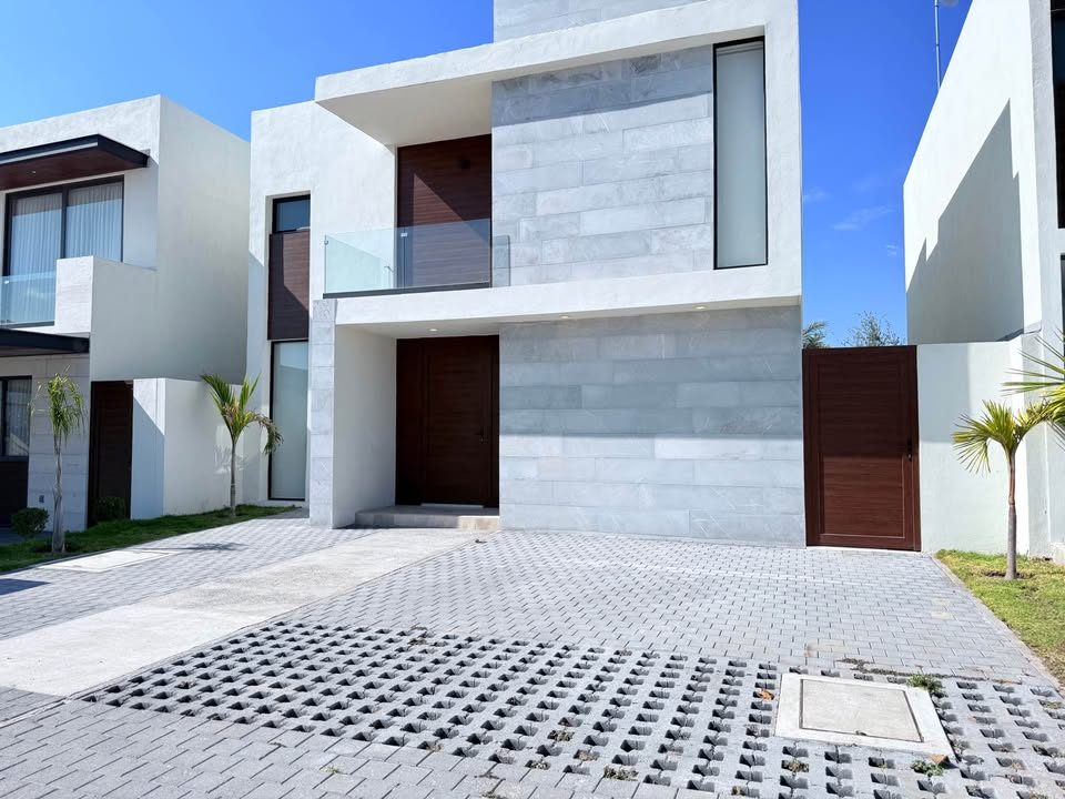 Casa en venta · 4 rec · 264 m² · El Pueblito 2