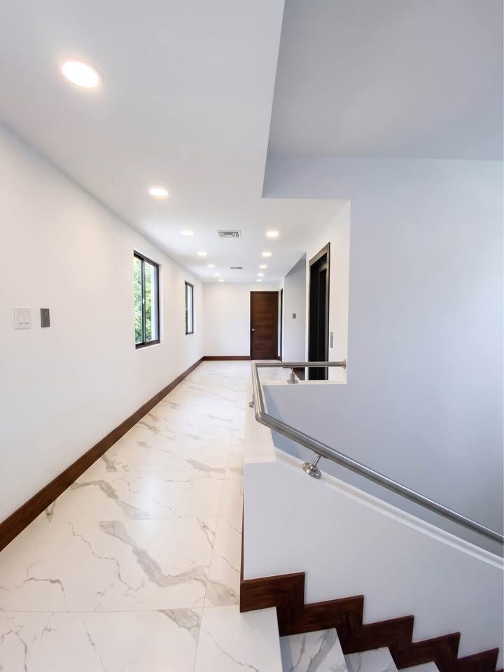4 habitaciones 3 baños - Casa 2