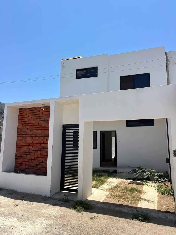 Casa en venta · 3 rec · 133 m² · San Vicente 2