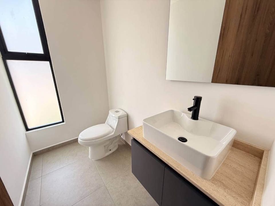 Casa en venta · 5 rec · 180 m² · Lomas de Angelópolis 3