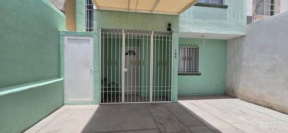 3 habitaciones 2,5 baños - Casa 2