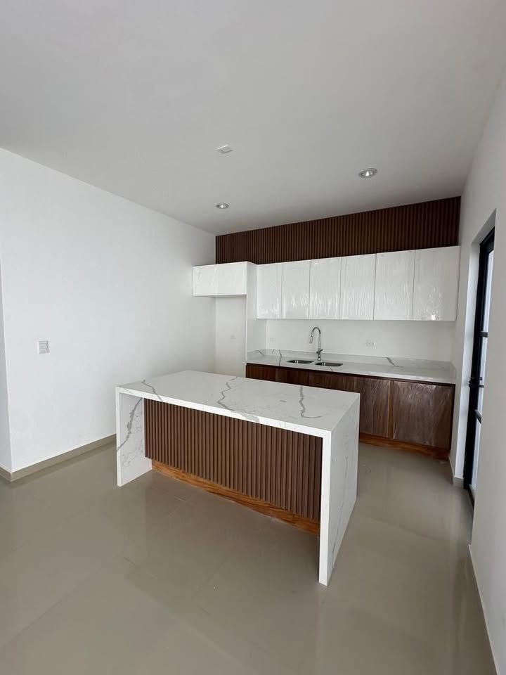 4 habitaciones 3 baños Casa 3