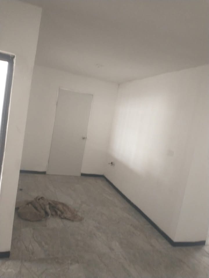 4 habitaciones 2 baños Casa 2
