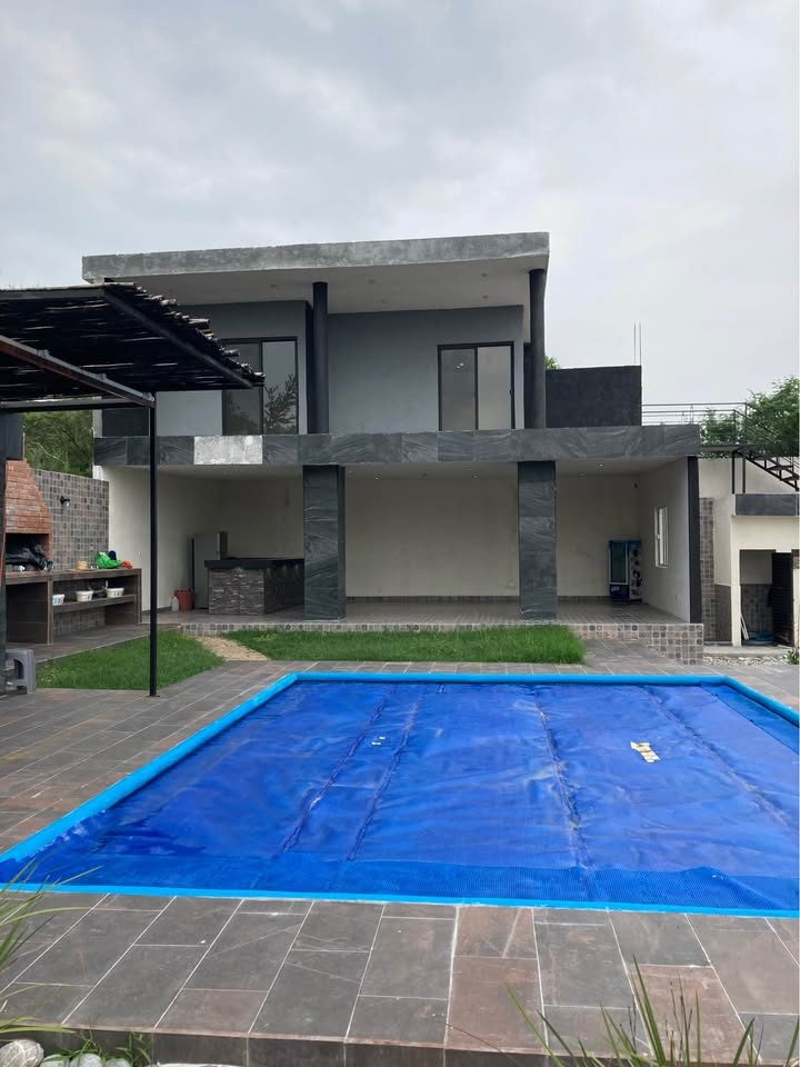 2 habitaciones 3 baños Casa 2