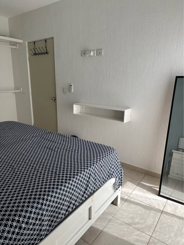 SE RENTA HABITACIÓN 3