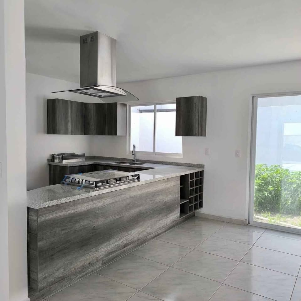 Casa en venta · 4 rec · 180 m² · Los Olvera 3