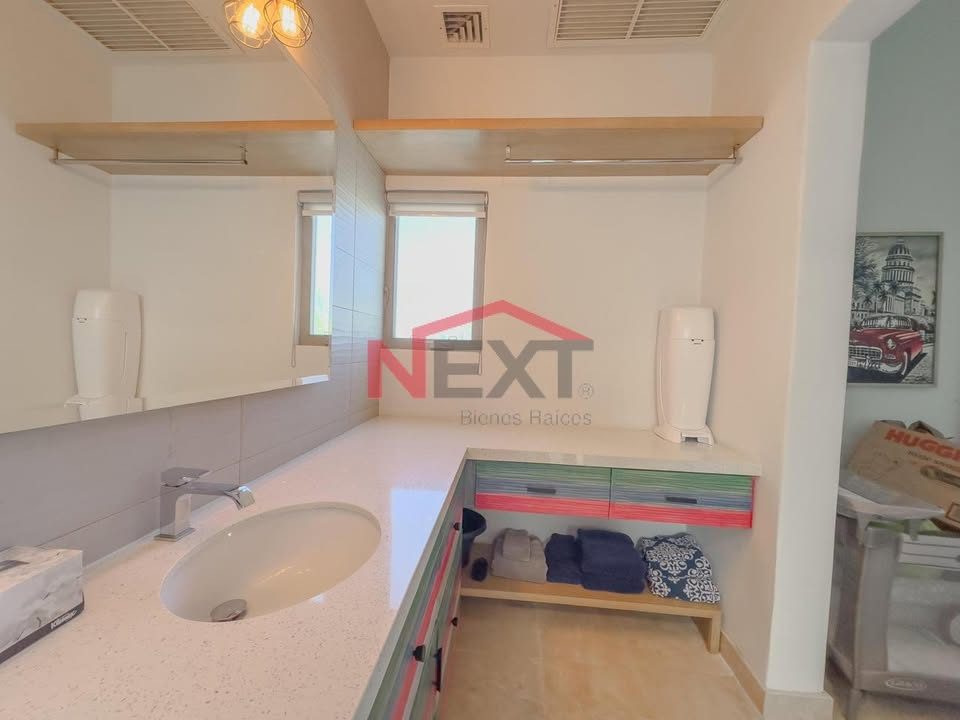 4 habitaciones 4.5 baños Casa 3