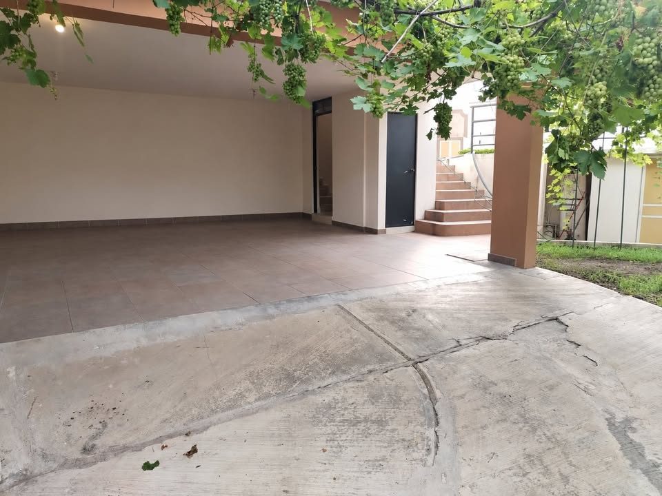 3 habitaciones 5 baños Casa 2