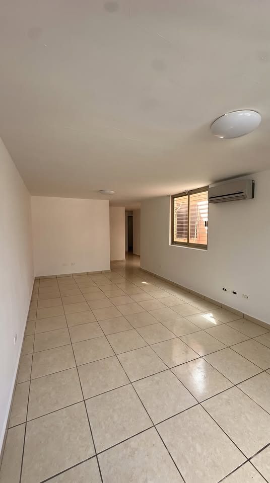 Departamento en renta en Las Quintas | 2 recámaras | Semiamueblado 2