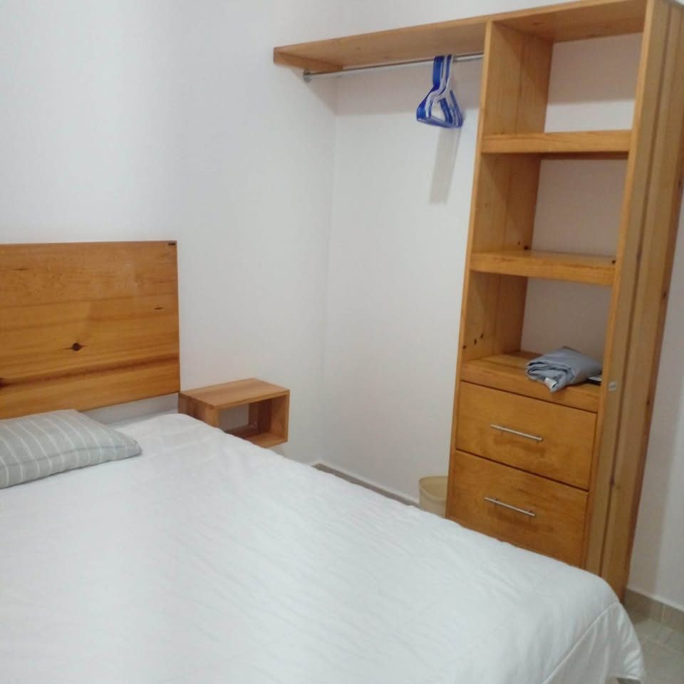 3 Beds 1 Bath - Apartment 3