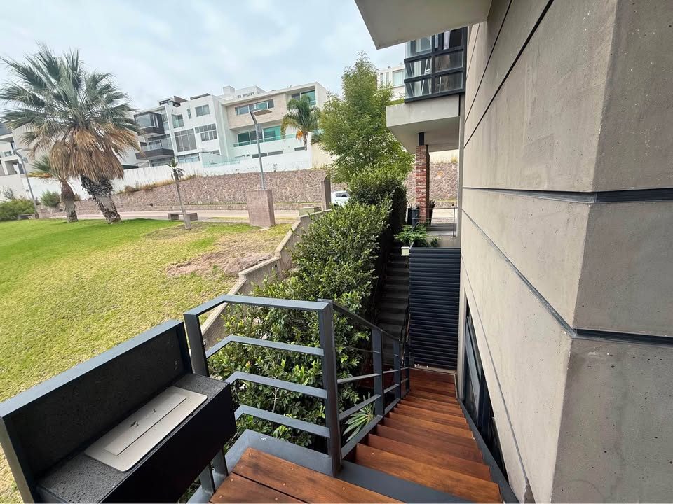 4 habitaciones 5,5 baños - Casa 3
