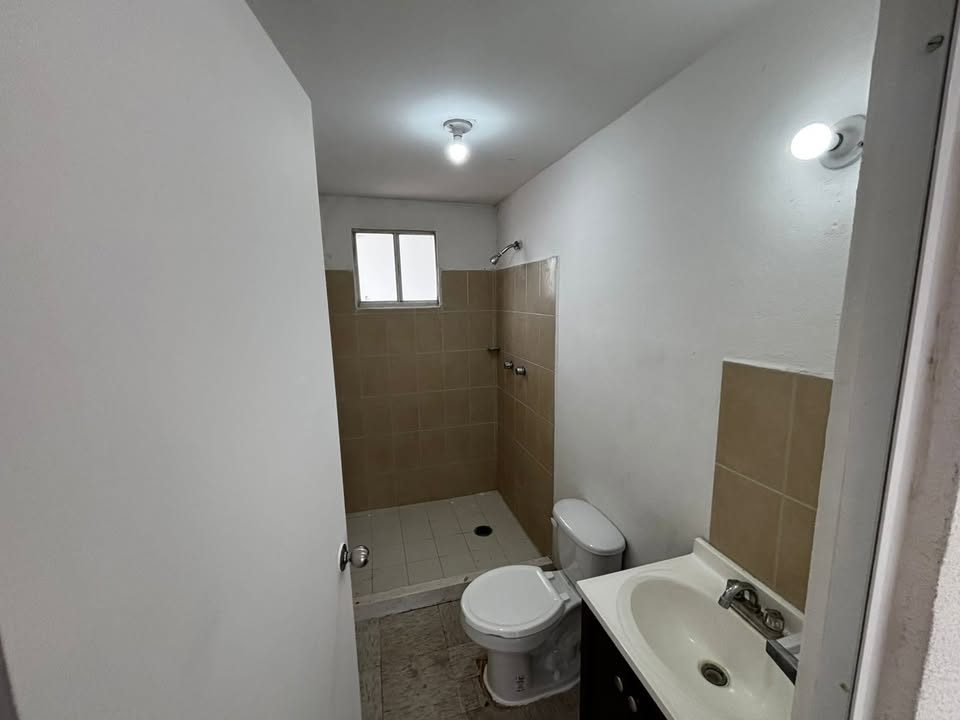 2 habitaciones 1 baño Departamento 3