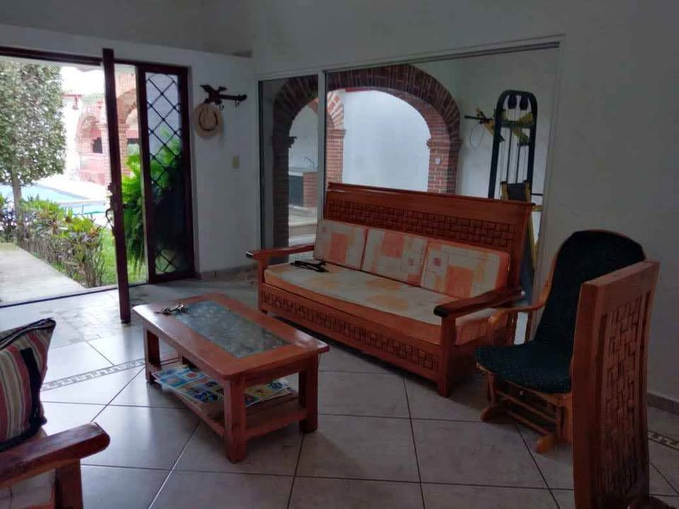 6 habitaciones 4 baños - Casa 2