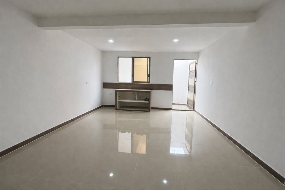 3 habitaciones 4 baños Casa 2