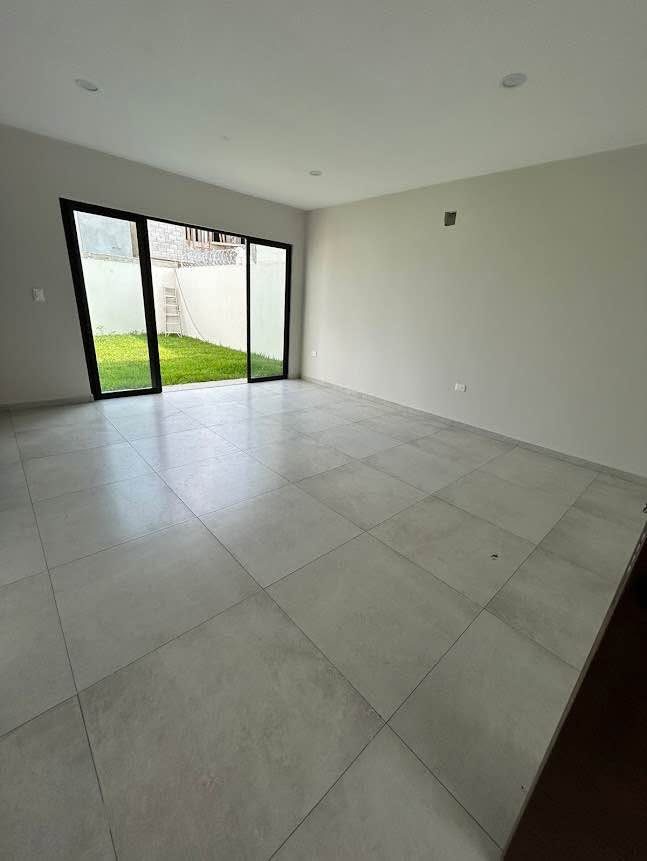 3 habitaciones 3,5 baños - Casa 2