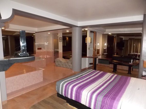 45 habitaciones 20 baños Casa 3