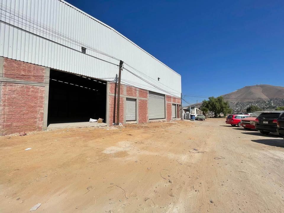 Bodega en renta en la presa 2