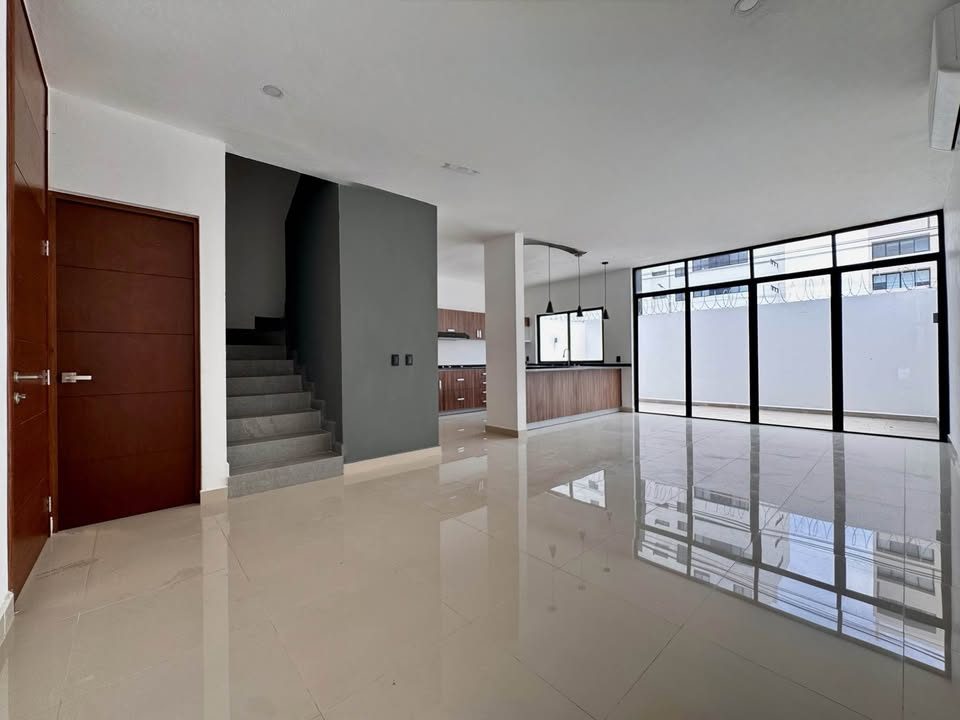 4 habitaciones 3,5 baños - Casa 3