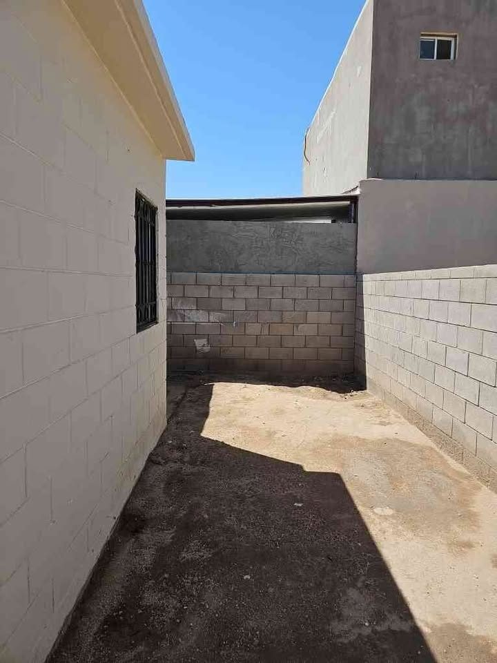2 habitaciones 1 baño Casa 2